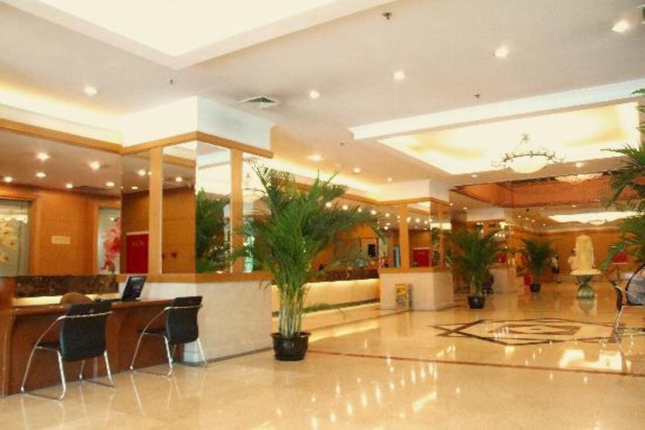 Garden City Hotel Chengdu Esterno foto