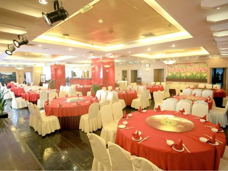 Garden City Hotel Chengdu Esterno foto