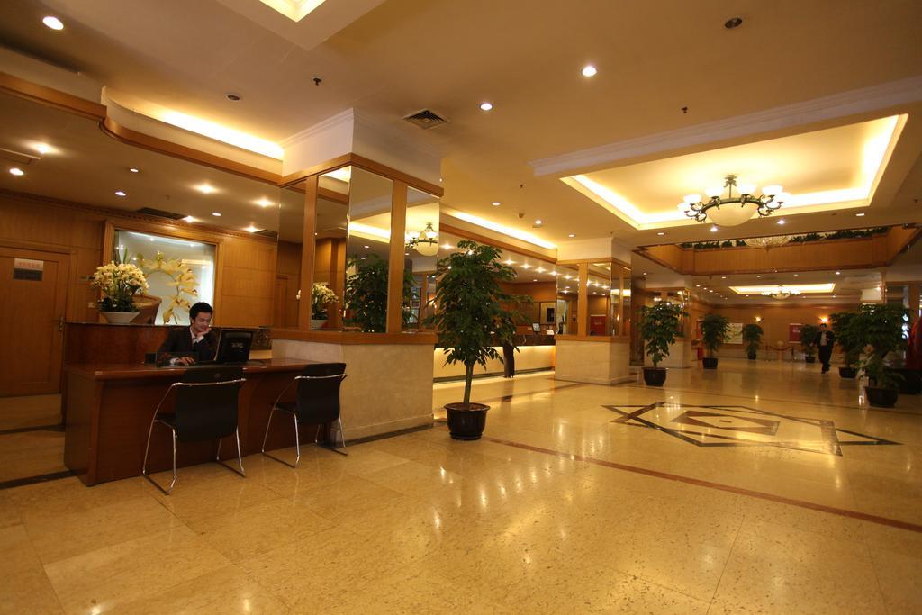 Garden City Hotel Chengdu Esterno foto