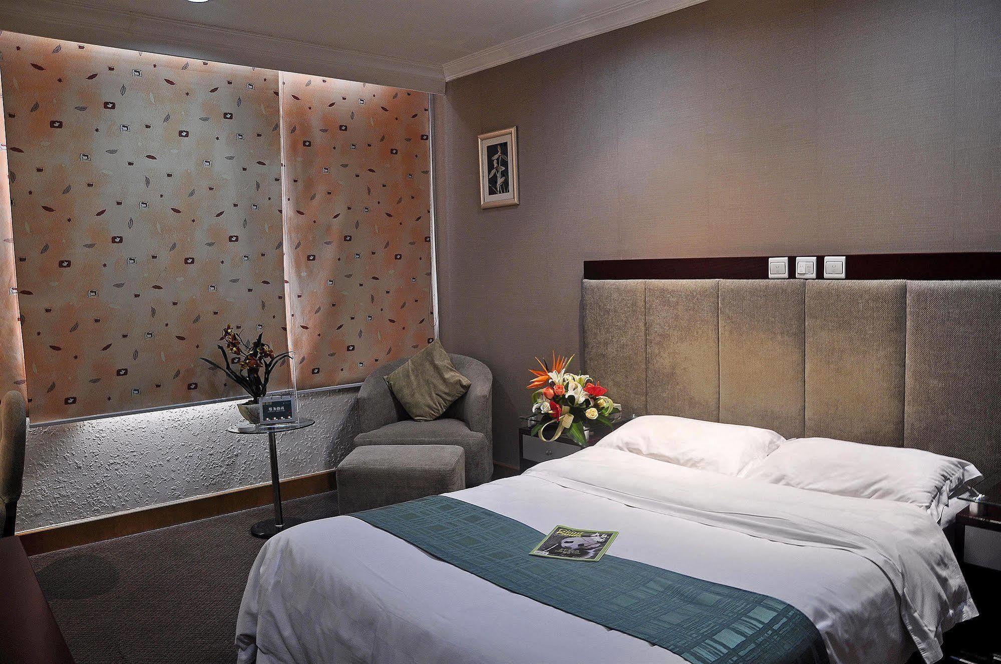 Garden City Hotel Chengdu Esterno foto