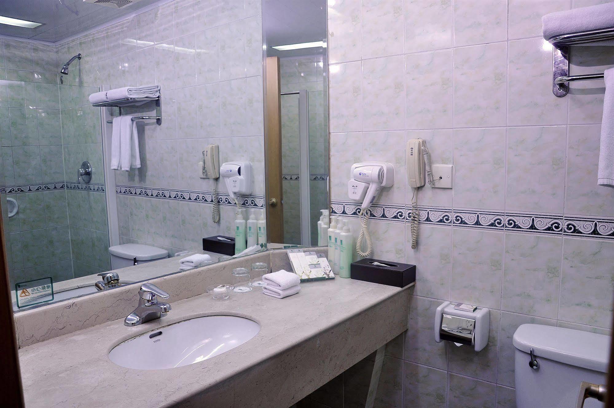 Garden City Hotel Chengdu Esterno foto